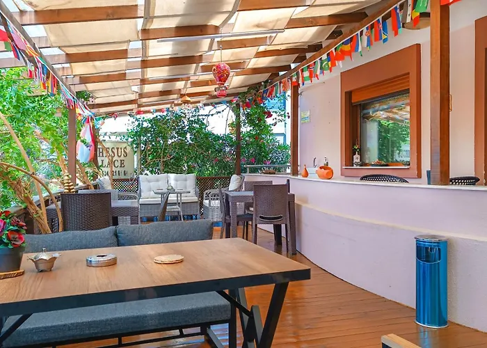 Ephesus Palaces Pansiyon *